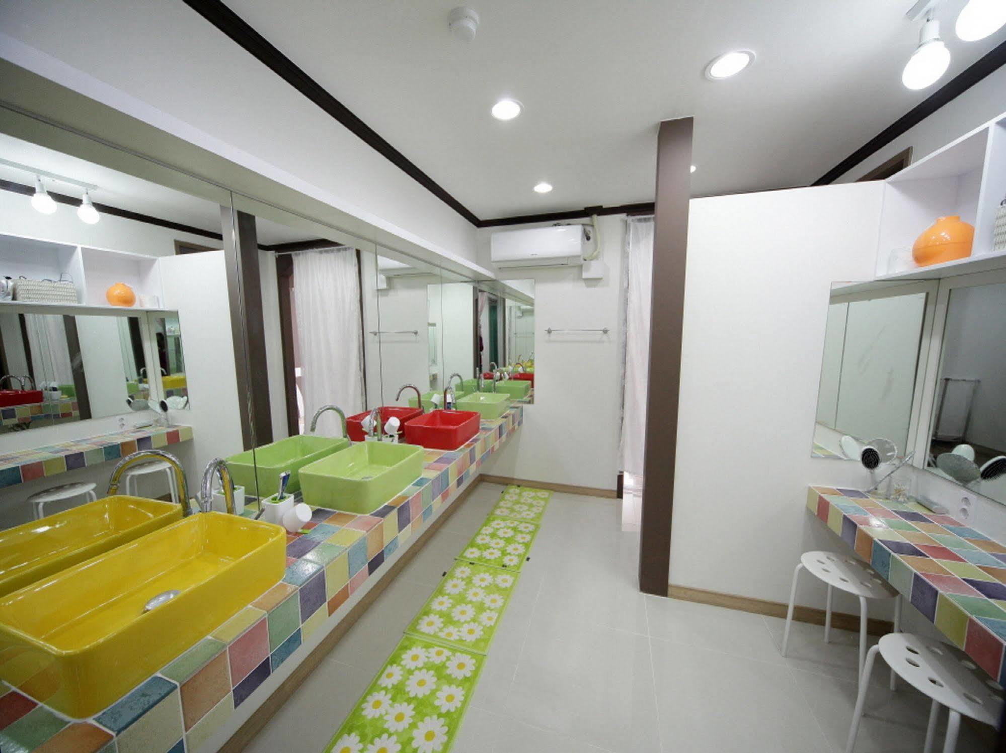 בוסאן Sol Guest House_Haeundae מראה חיצוני תמונה